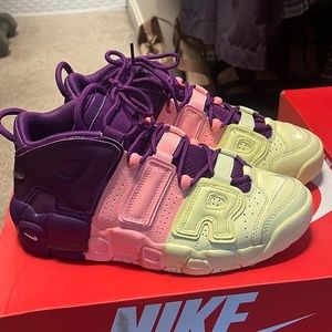 AIR MORE UPTEMPO Gs